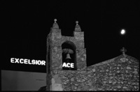 Taormina - église, lune, enseigne